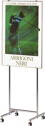 ���j�o�[�T���X�^���h�����^��